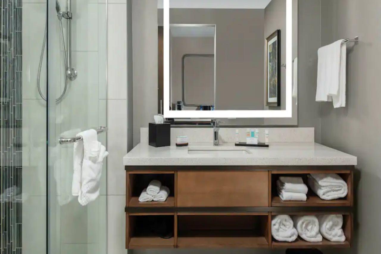 Embassy Suites By Hilton Grand Rapids Downtown Extérieur photo