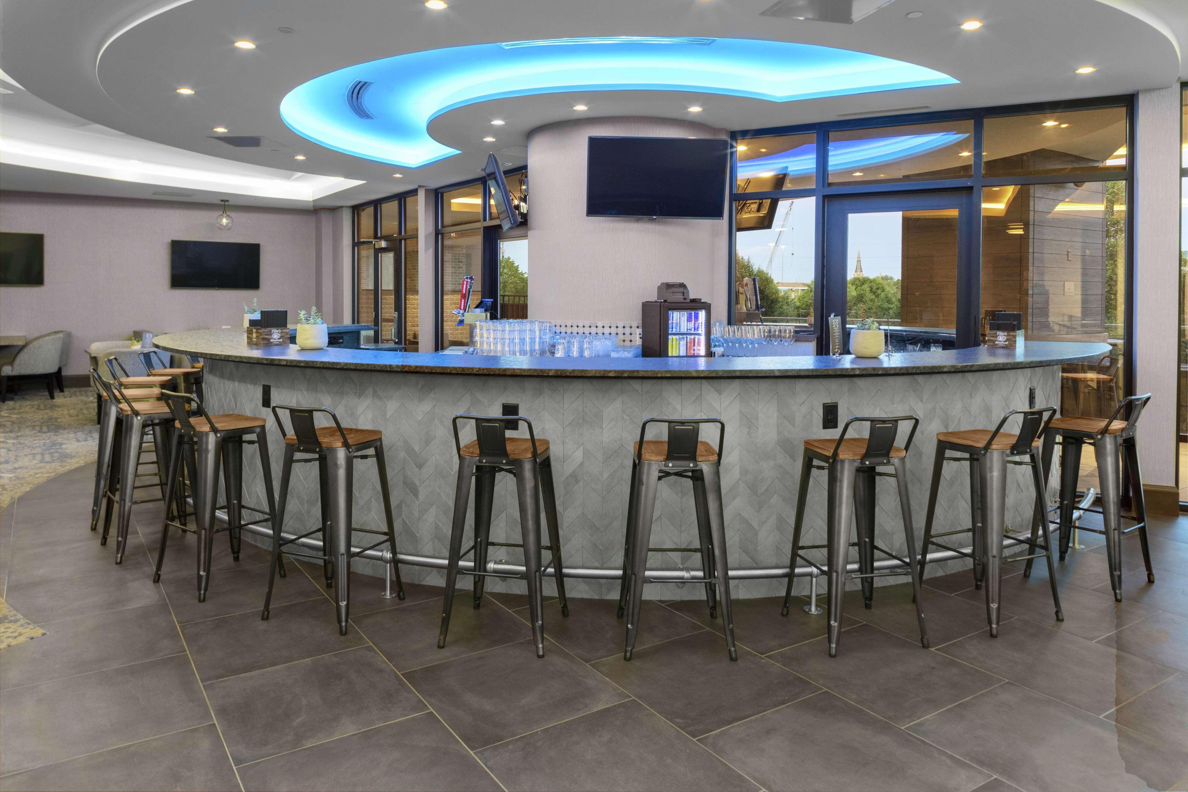 Embassy Suites By Hilton Grand Rapids Downtown Extérieur photo