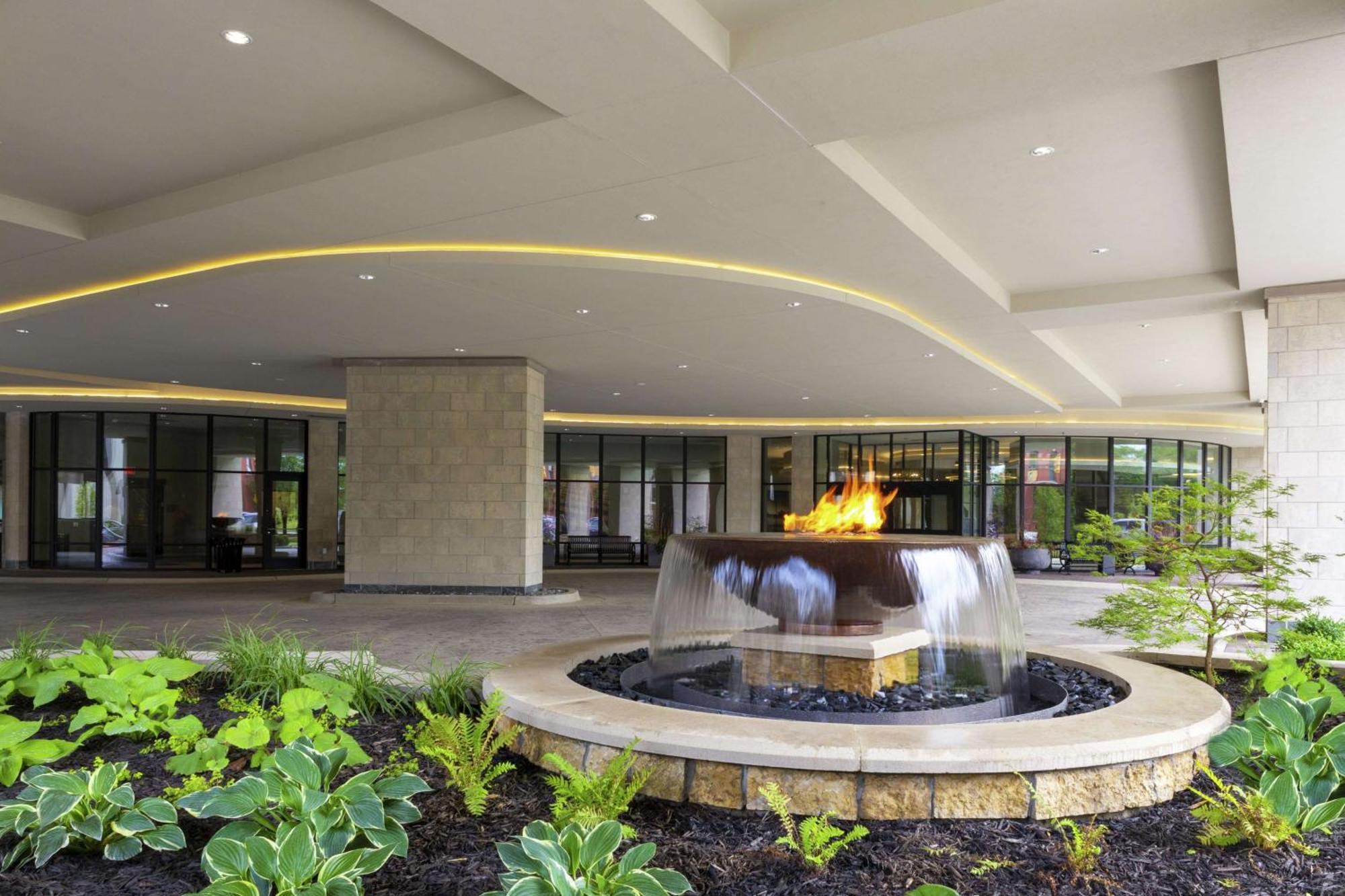 Embassy Suites By Hilton Grand Rapids Downtown Extérieur photo