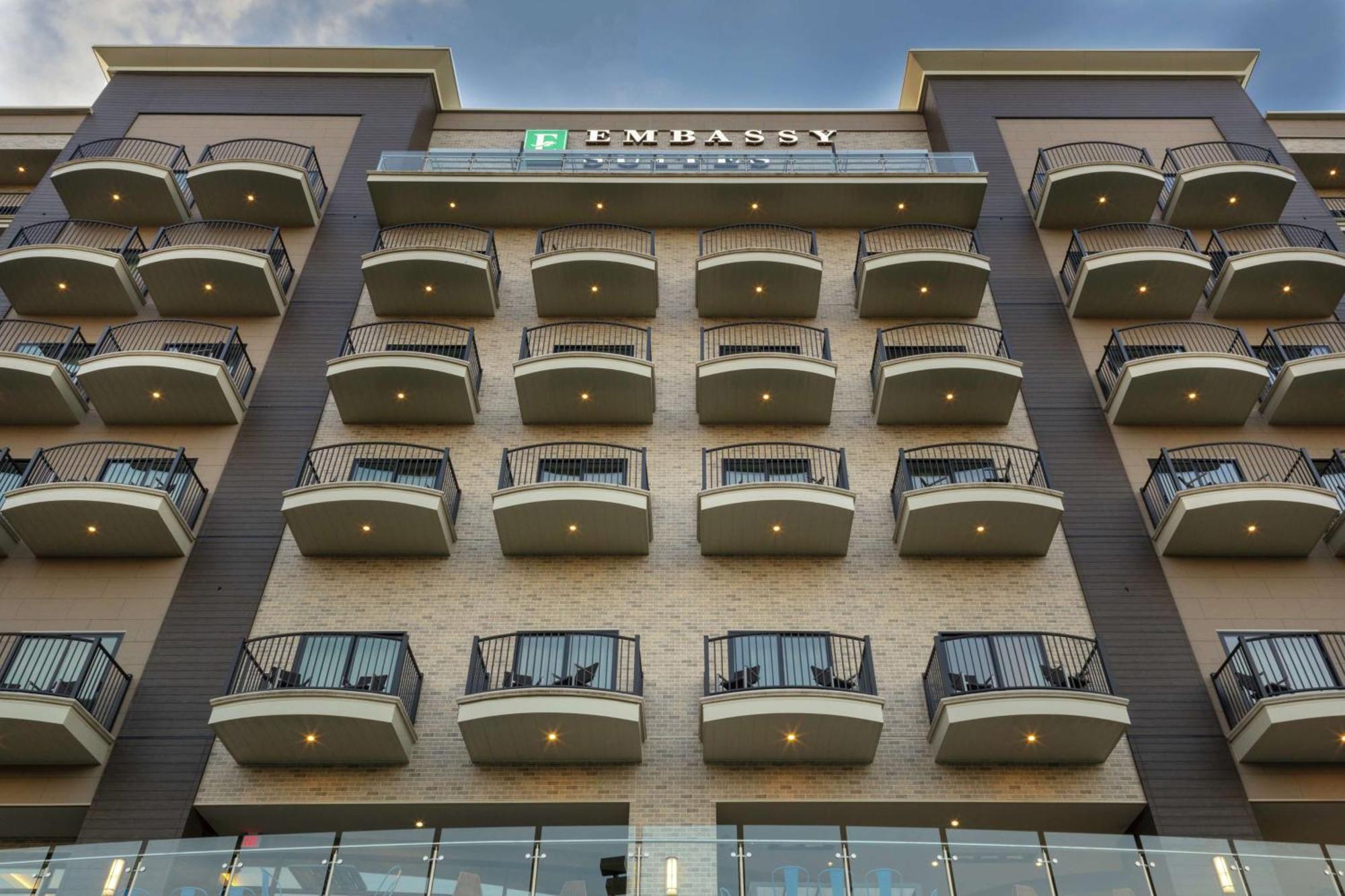 Embassy Suites By Hilton Grand Rapids Downtown Extérieur photo